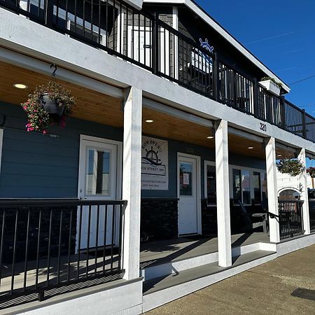 Dock Street Inn Westport Exterior photo