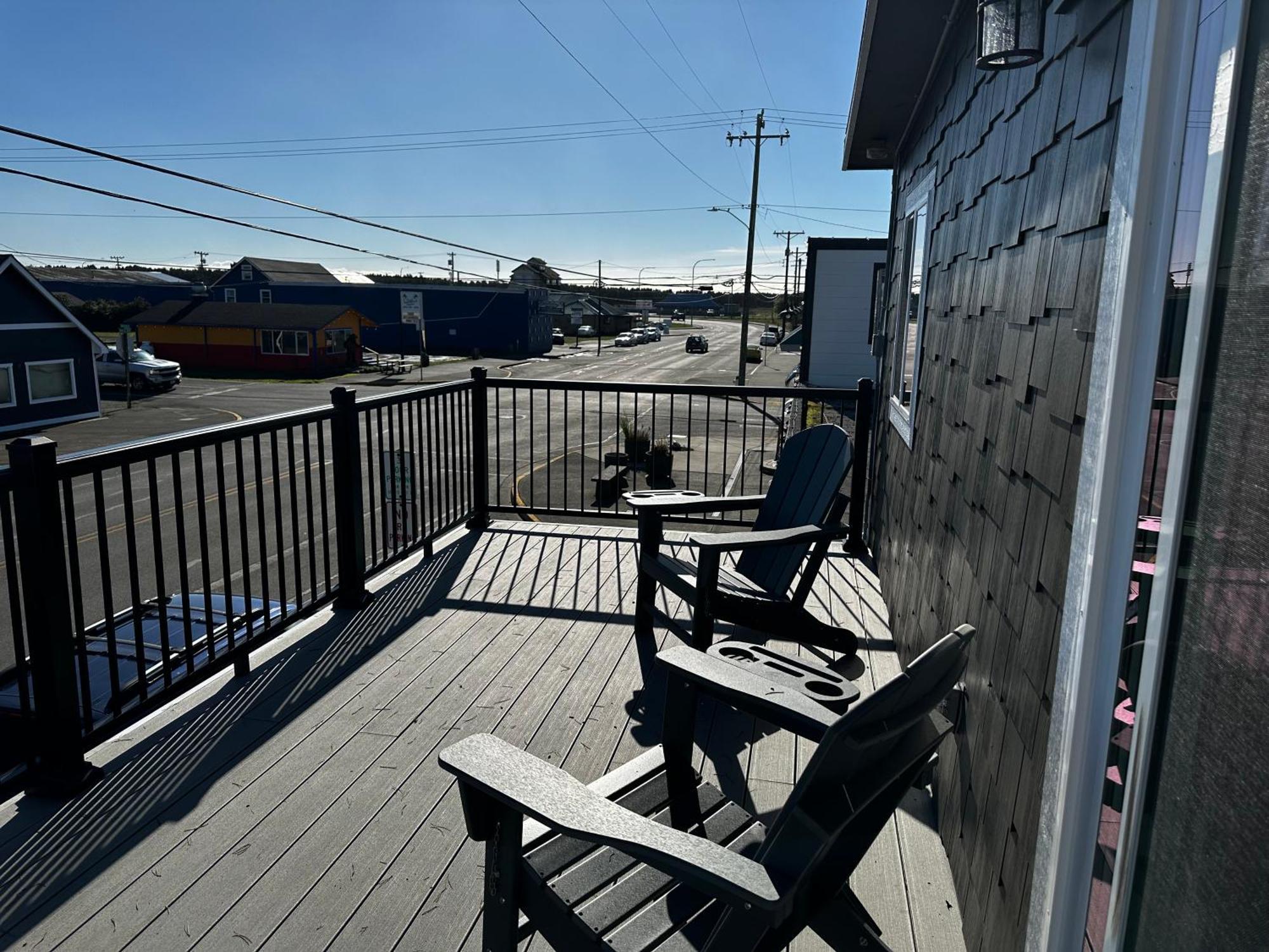 Dock Street Inn Westport Exterior photo
